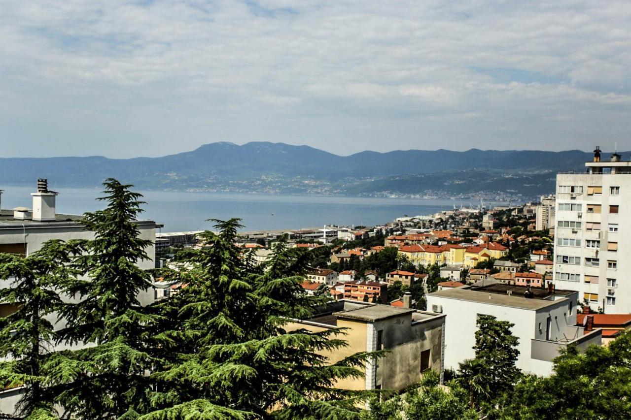 Leelee Apartment Rijeka Exterior foto